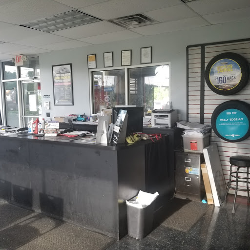 Auto Repair Shop «Mr Tire Auto Service Centers», reviews and photos, 2837 Gypsy Hill Rd, Cambridge, MD 21613, USA