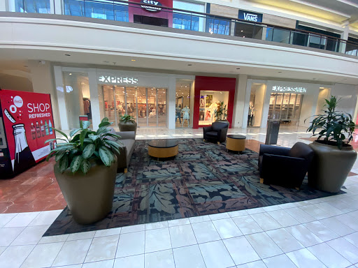 Shopping Mall «Town Center at Cobb», reviews and photos, 400 Ernest W Barrett Pkwy NW, Kennesaw, GA 30144, USA
