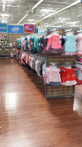 Department Store «Walmart Supercenter», reviews and photos, 201 Edwards Blvd, Lake Geneva, WI 53147, USA