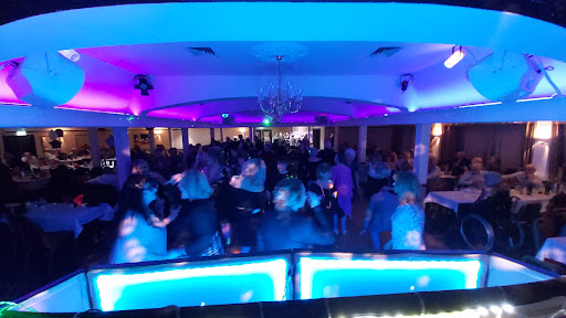 Berkshire Wedding & Party DJ / Disco