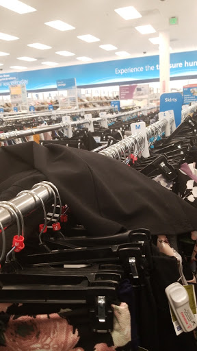 Clothing Store «Ross Dress for Less», reviews and photos, 2020 N 75th Ave, Phoenix, AZ 85035, USA