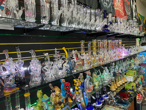 Tobacco Shop «Peace Pipe Smoke Shop», reviews and photos, 3282 El Camino Real, Santa Clara, CA 95051, USA