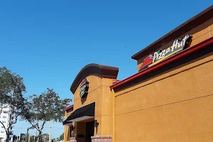 Pizza Hut image