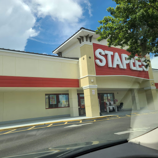 Office Supply Store «Staples», reviews and photos, 4313 Florida National Dr, Lakeland, FL 33813, USA