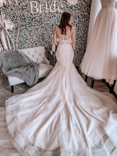Bridal Shop «Alan Evans Bridal», reviews and photos, 512 Center Ave, Moorhead, MN 56560, USA
