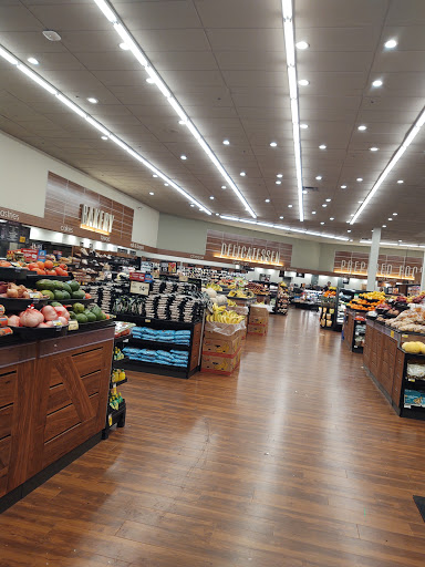Grocery Store «Safeway», reviews and photos, 340 E McDowell Rd, Phoenix, AZ 85004, USA