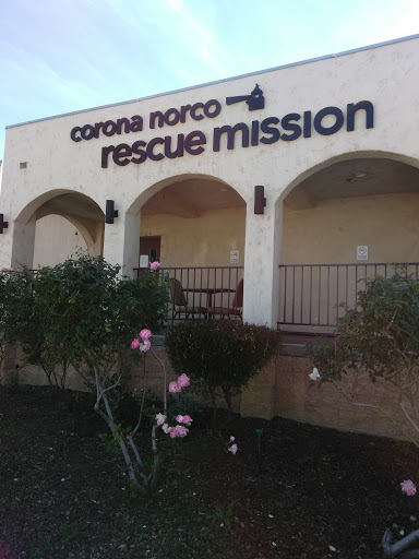 Homeless shelter Corona