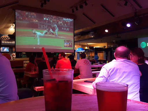 Sports Bar «The Davis Graduate», reviews and photos, 805 Russell Blvd, Davis, CA 95616, USA