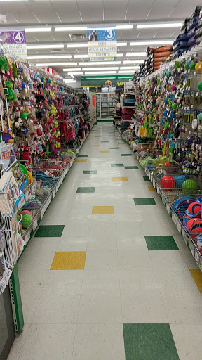 Pet Supply Store «Pet Supplies Plus», reviews and photos, 750 General Motors Rd, Milford, MI 48381, USA