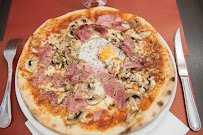 Pizza du Restaurant italien Marinella à Neuilly-sur-Seine - n°11