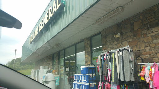 Discount Store «Dollar General», reviews and photos, 17720 Main St, Buchanan, VA 24066, USA