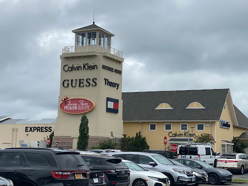 Shopping Mall «Jersey Shore Premium Outlets», reviews and photos, 1 Premium Outlet Blvd, Tinton Falls, NJ 07753, USA