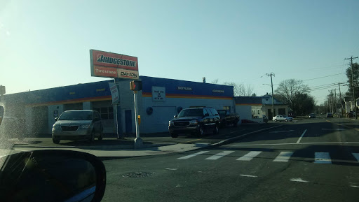 Auto Repair Shop «Farm Car Care Center», reviews and photos, 11 Windermere Ave, Vernon, CT 06066, USA