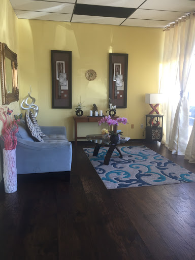 Thai Massage Therapist «Healthy Thai Massage & Spa», reviews and photos, 19129 Preston Rd #140, Dallas, TX 75252, USA