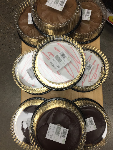 Grocery Store «Alpine Market Place», reviews and photos, 604 W Broad St, Linden, MI 48451, USA