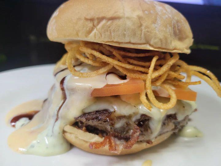 Cafe Con Piernas 2 33012