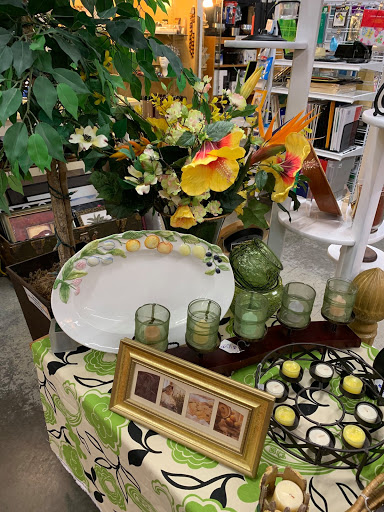 Thrift Store «Community Clothes Closet», reviews and photos