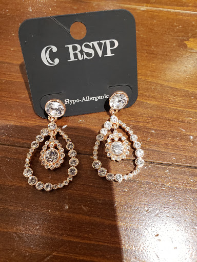 Fashion Accessories Store «Charming Charlie», reviews and photos, 4010 Dearborn Cir, Mt Laurel, NJ 08054, USA