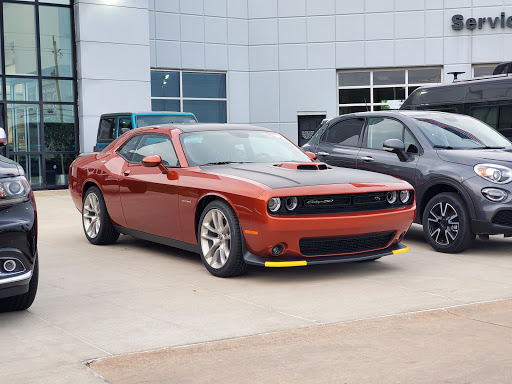 Car Dealer «Stew Hansen Dodge Ram Chrysler Jeep», reviews and photos, 12103 Hickman Rd, Des Moines, IA 50323, USA