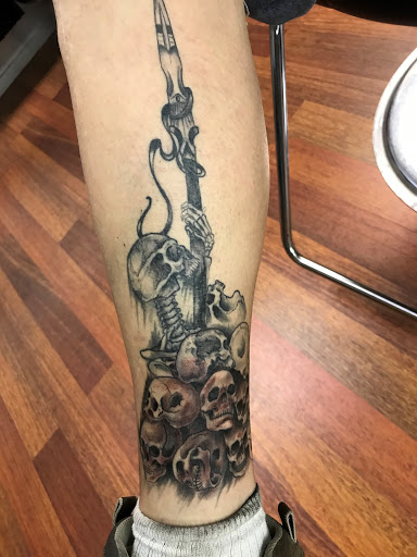 Tattoo Shop «mystic ink tattoos», reviews and photos, 715 N Ewing St, Seymour, IN 47274, USA