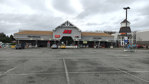 Hardware Store «Ace Freeland Home Center», reviews and photos, 1609 E Main St, Freeland, WA 98249, USA