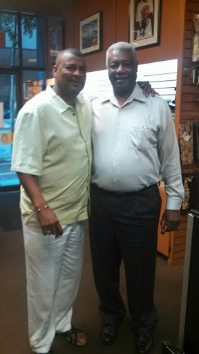 Tobacco Shop «Straus Tobacconist», reviews and photos, 410 Walnut St, Cincinnati, OH 45202, USA