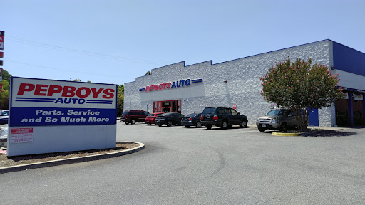 Pep Boys Auto Parts & Service, 6325 Fallbrook Ave, Woodland Hills, CA 91367, USA, 