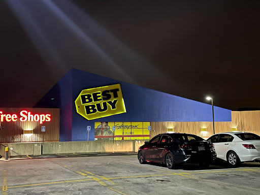 Best Buy, 50 Holyoke St, Holyoke, MA 01040, USA, 