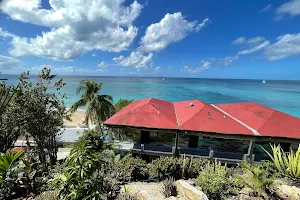 Orrie's Beach Bar and Hotel image