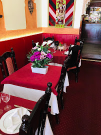 Atmosphère du Restaurant indien Restaurant New Kathmandu à Garches - n°12