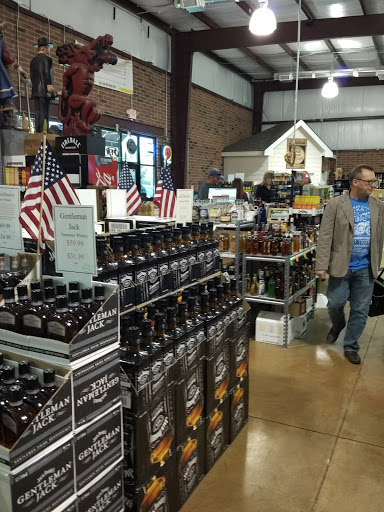 Liquor Store «Dawson Fine Wine & Spirits», reviews and photos, 46 Blue Ridge Pkwy, Dawsonville, GA 30534, USA