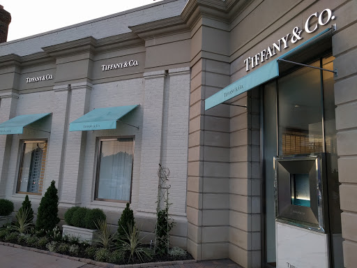 Jewelry Store «Tiffany & Co.», reviews and photos, 28699 Chagrin Blvd, Woodmere, OH 44122, USA