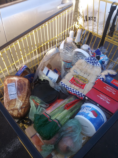 Grocery Store «Food 4 Less», reviews and photos, 131 Spreckels Ave, Manteca, CA 95336, USA