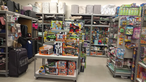 Home Goods Store «Tuesday Morning», reviews and photos, 6230 Rolling Rd, West Springfield, VA 22152, USA