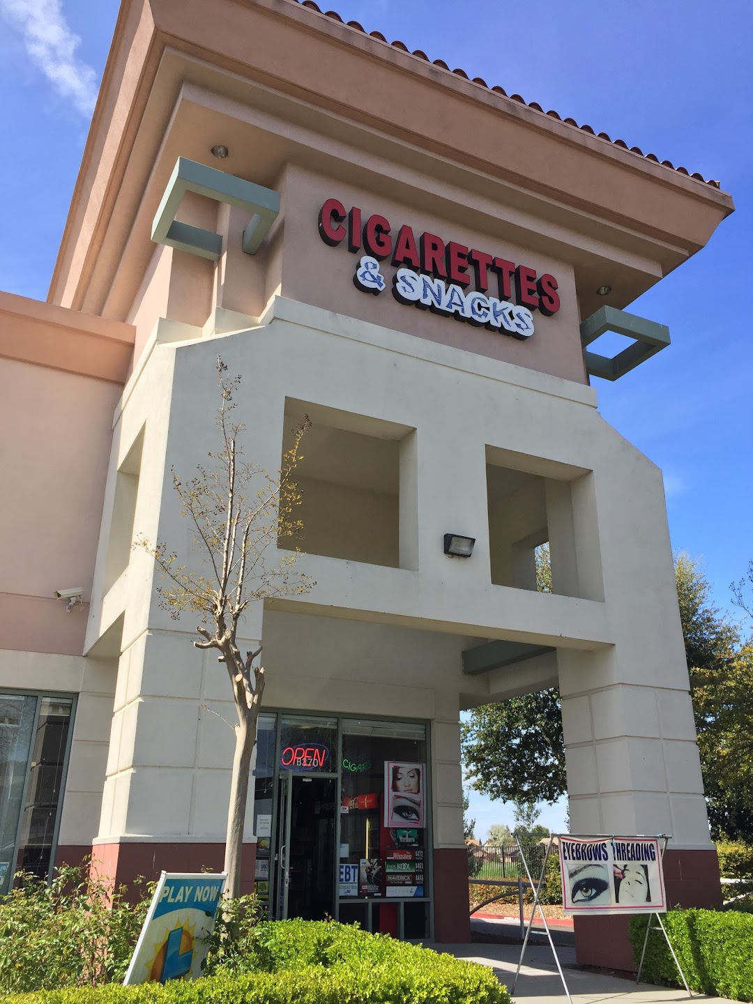 CIGARETTES AND SNACKS