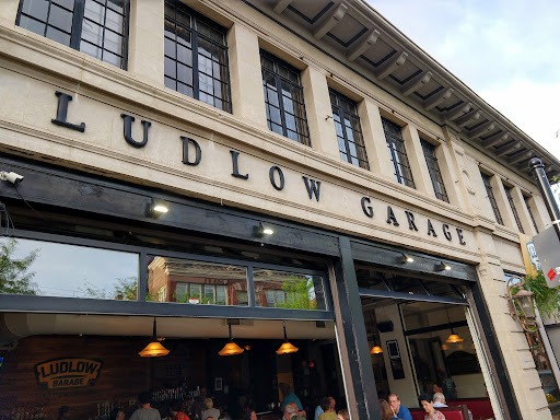 Live Music Venue «Live at the Ludlow Garage», reviews and photos, 342 Ludlow Ave, Cincinnati, OH 45220, USA