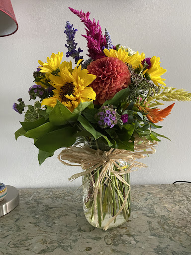 Florist «Viviano Flower Shop», reviews and photos, 32050 Harper Ave, St Clair Shores, MI 48082, USA