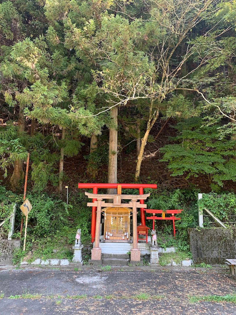 白岩稲荷神社