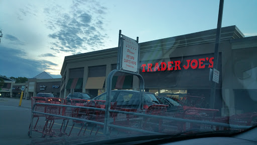 Shopping Mall «Village Of Rochester Hills», reviews and photos, 104 Adams Rd, Rochester, MI 48309, USA