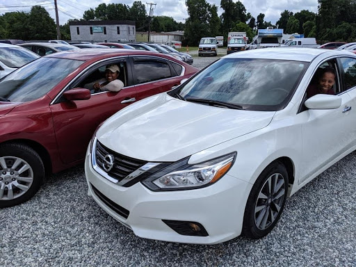 Used Car Dealer «Monarch Auto Sales», reviews and photos, 4519 W Market St #100, Greensboro, NC 27407, USA