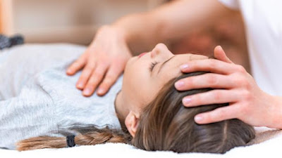 Psycho Energéticienne - énergéticien - massage bien être - L'effet Papillon - Corine Chauvin à Toulon