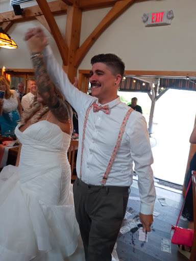 Wedding Venue «Timberlodge at Arrowhead Golf Club», reviews and photos, 12292 Clarence Center Rd, Akron, NY 14001, USA