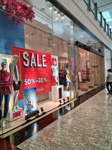 Stores to buy women's cocktail dresses Dubai