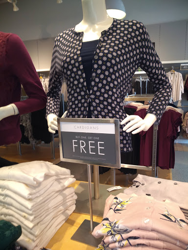 Shopping Mall «Aurora Farms Premium Outlets», reviews and photos, 549 S Chillicothe Rd, Aurora, OH 44202, USA