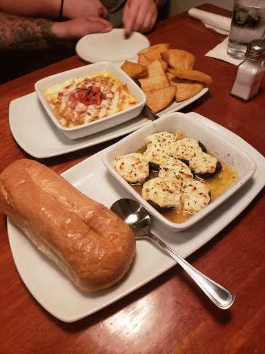 American Restaurant «Club Car», reviews and photos, 13435 University Ave #200, Clive, IA 50325, USA