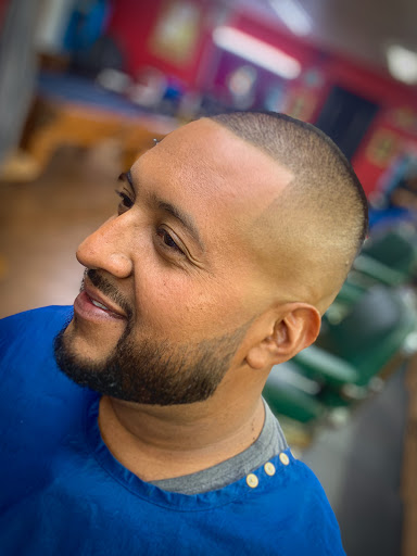 Barber Shop «El Travieso Barbershop», reviews and photos, 1305 Aldine Mail Rte Rd, Houston, TX 77039, USA