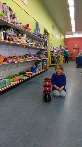 Thrift Store «CHKD Thrift Stores», reviews and photos, 11049 Warwick Blvd, Newport News, VA 23601, USA