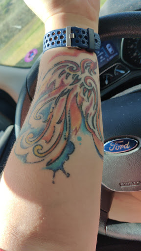 Tattoo Shop «Crimson Heart Designs Tattoo», reviews and photos, 162 13 1/2 - 14th Ave, Turtle Lake, WI 54889, USA