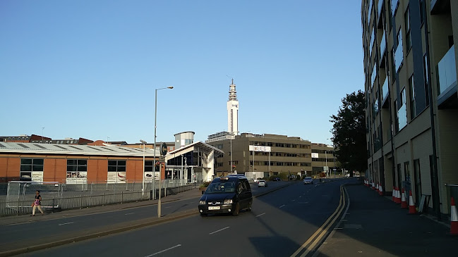 Comments and reviews of University College Birmingham