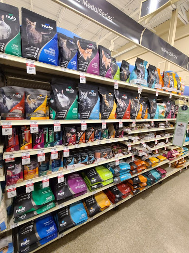 Pet Supply Store «PetSmart», reviews and photos, 400 Universal Dr N, North Haven, CT 06473, USA